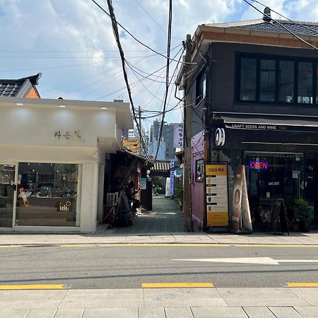 Korean Traditional Terrace House Сеул Екстериор снимка